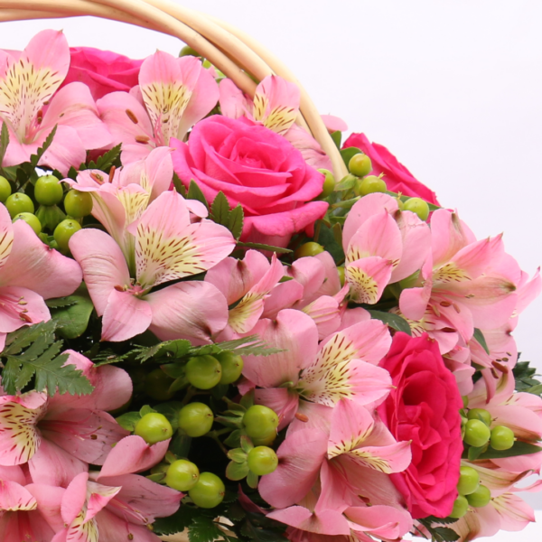 Alstroemeria black tulip florist 003 Pink Alstroemeria Basket Arrangement