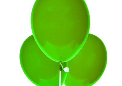 3 pcs green balloons with sticks & cups.