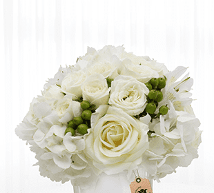 White Flowers Bouquet Pure and Natural Arrangement