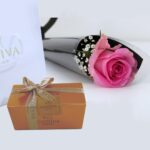 Single Rose in pink wrap with Godiva 001-min
