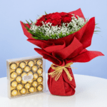 bouquet-of-red-roses-with-chocolate-2026