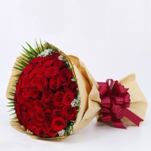 50 stem red roses delivery online