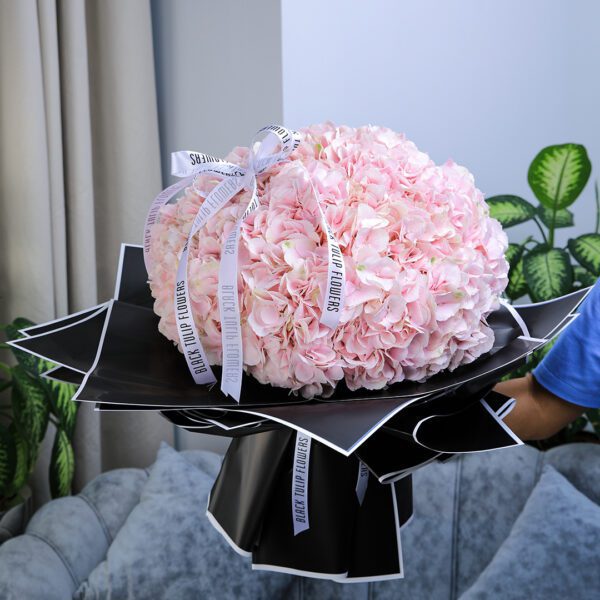 Romantic Hydrangea bouquet online