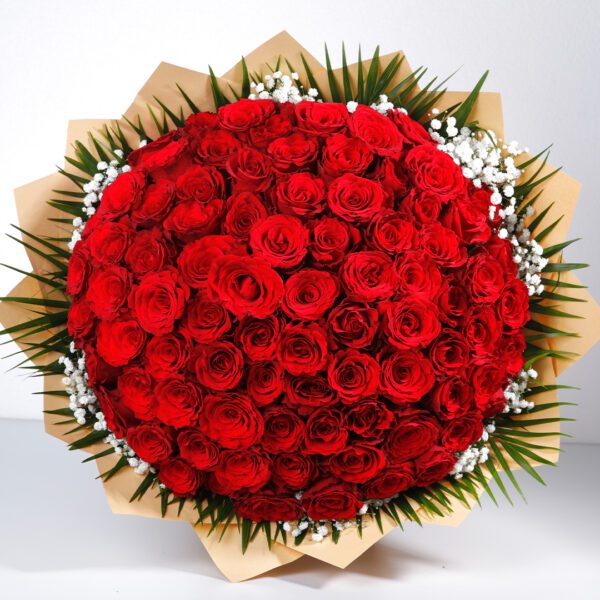 Beauty In Red rose bouquet by Black Tulip Flowers