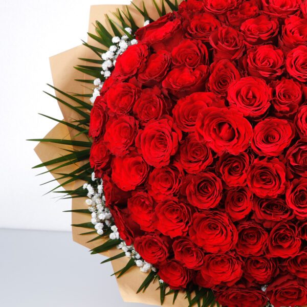 Beauty In Red rose bouquet by Black Tulip Flowers