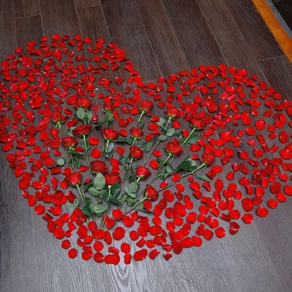 Romantic Surprise flower setup by Black Tulip Flowers