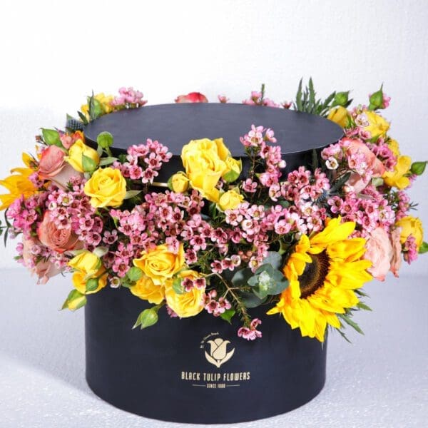 Summer Love (1) Summer Love flower box by Black Tulip Flowers
