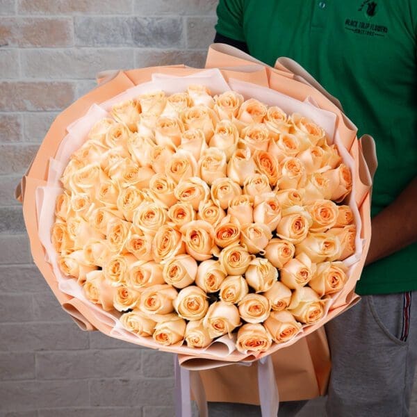 Warm Gratitude (4) Peach Roses Bouquet in qatar and doha