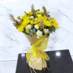 chrysantimum white spray roses dried flowers kraft paper wrapping bouquet black tulip flowers 001