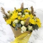 chrysantimum white spray roses dried flowers kraft paper wrapping bouquet black tulip flowers 002