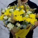 chrysantimum white spray roses dried flowers kraft paper wrapping bouquet black tulip flowers 004