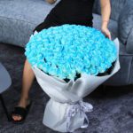 Handbouquet of Exquisite Blue Roses