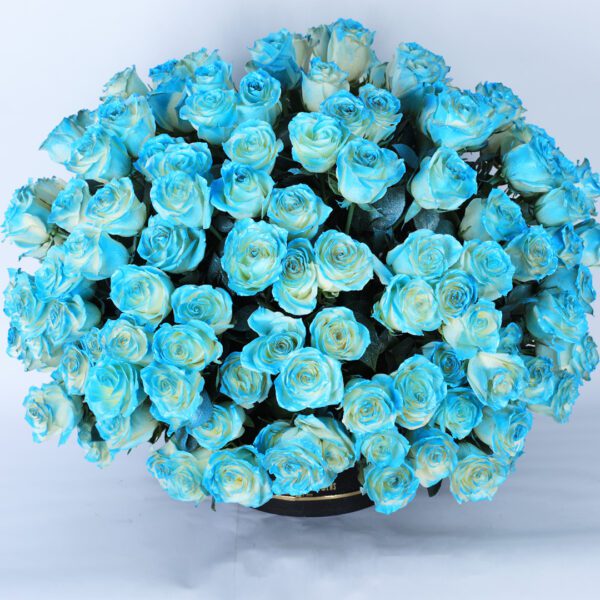 Excellent blue spray Roses In A Box