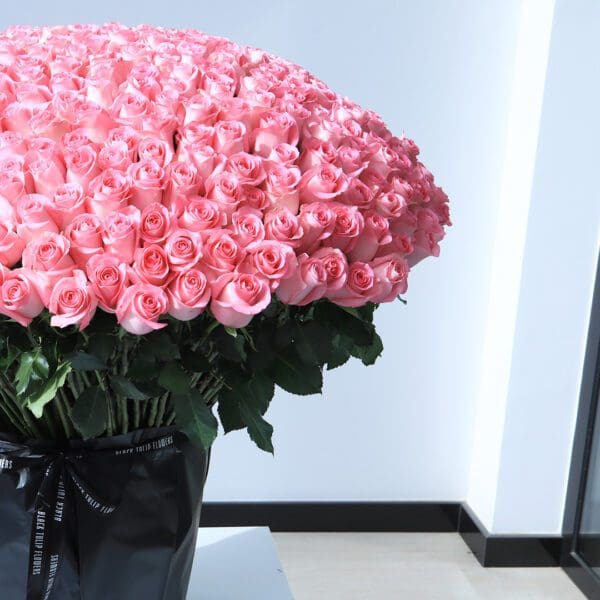 Pure Revival (3) pink roses bouquet large