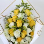 bouquet of white and yellow roses 004-min