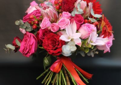 mixed flowers bouquet