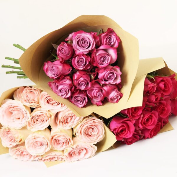 Outstanding Three Rose Bunches Flower Bouquet