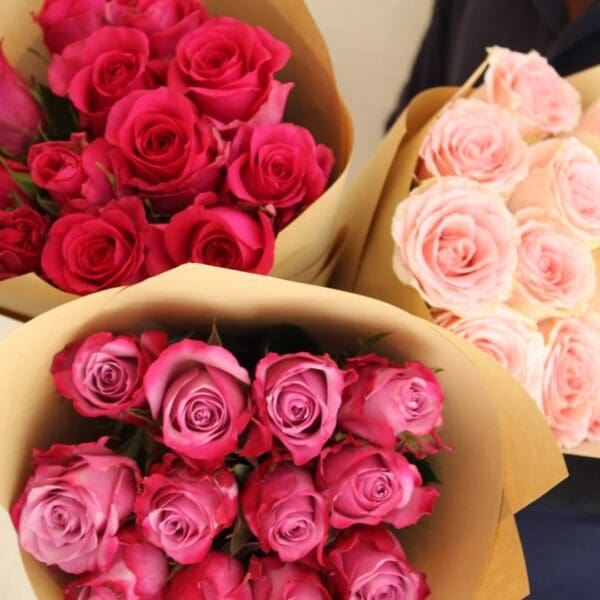 three roses-min Outstanding Three Rose Bunches Flower Bouquet
