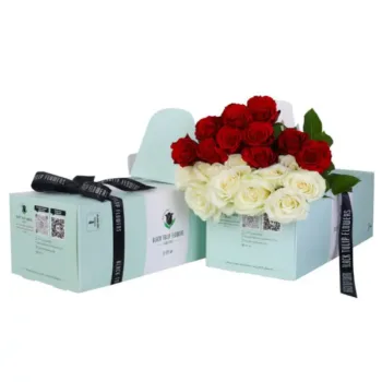 Red and white roses arranged in a green box, symbolizing love and purity, with flower food included. Box dimensions: 40x17x14 cm.