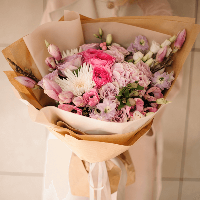 mixed flowers bouquet 