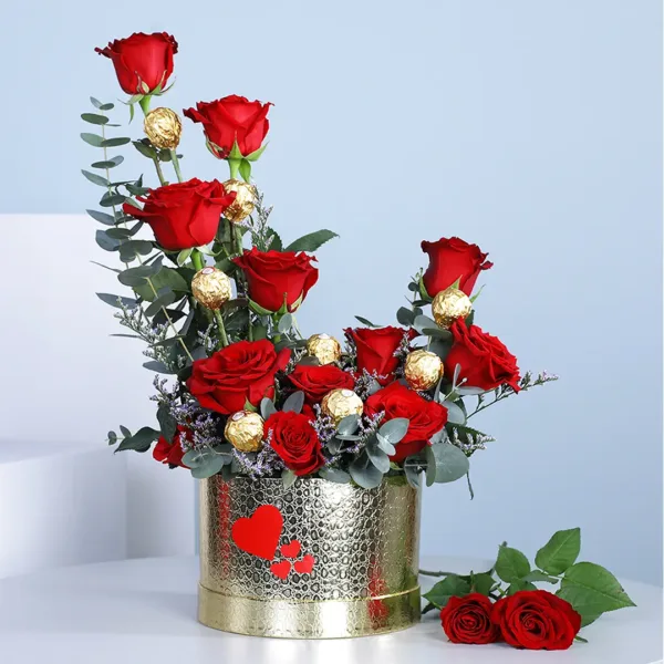 01-2 red rose Love Centerpiece