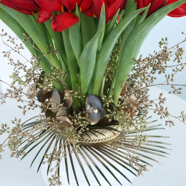 Red Tulips Box online