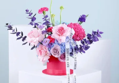 Red Hatbox Mixed Flowers online