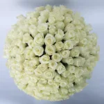 Tempting white roses bouquet1
