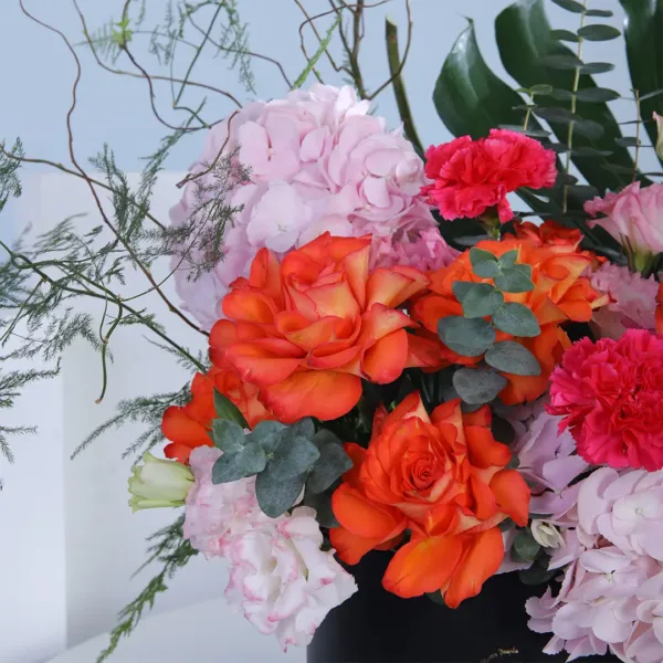 03-1 Beautiful Floral Gift Box