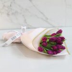 15 purple tulips bouquet 002