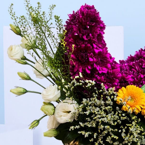 moon crescent arrangement1 Eid flowers arrangement