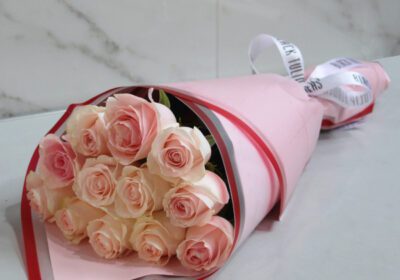 pink roses bouquet