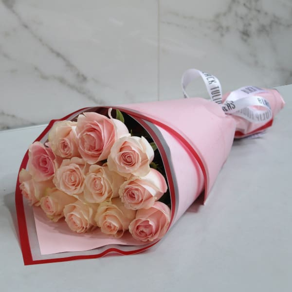 one dozen pink roses modern wrap 001 pink roses bouquet