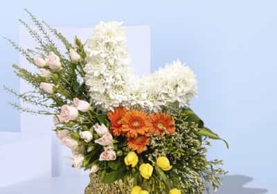 Crescent Moon Flower - White arrangement for Eid in Qatar
