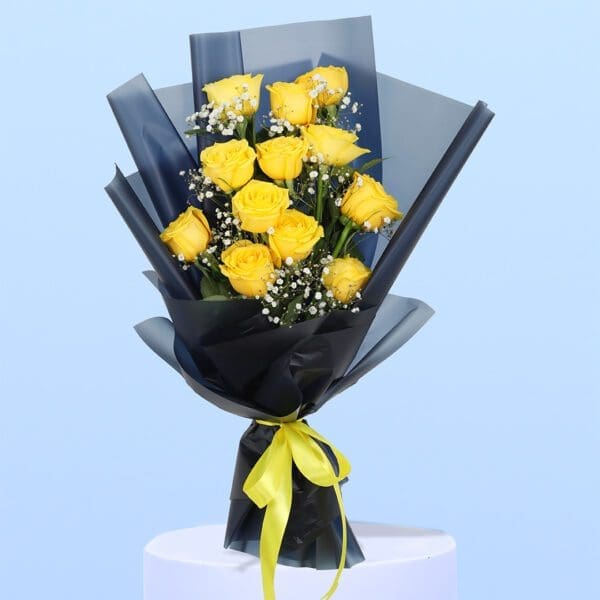 01 Yellow Roses in Black Wrap