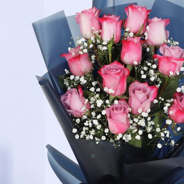 03 Pink Roses In Black Wrap