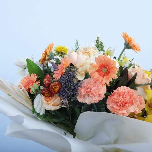 03 Blooms & Bliss mix flower bouquet