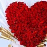05 - Heart-Shaped Roses Masterpiece