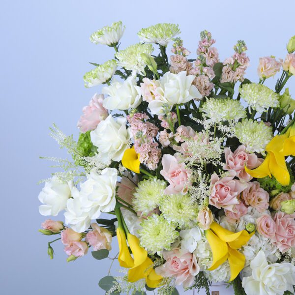 A carefully chosen group of flowers arranged in a beautiful way.