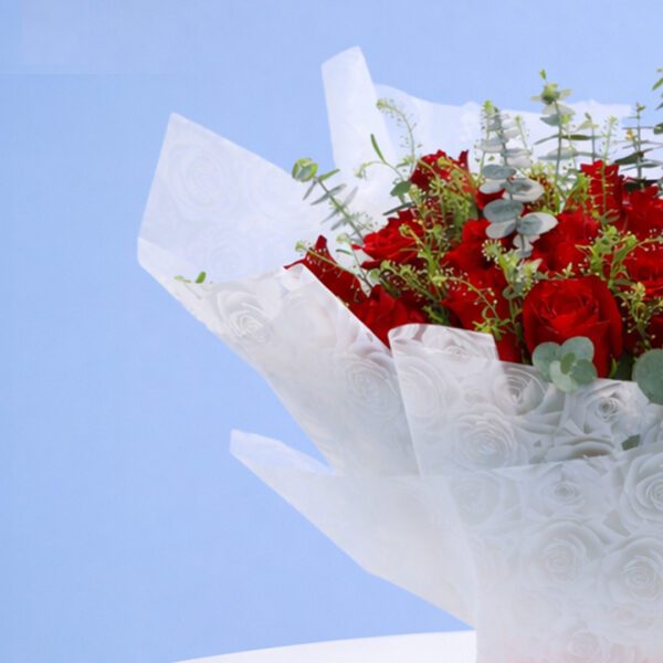 lush-red-rose-bouquet-2026_02