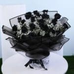 black-painted-rose-bouquet