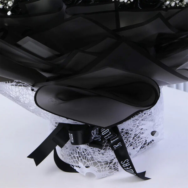 black-painted-rose-bouquet_05