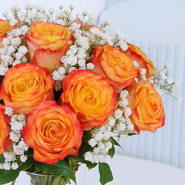 double-orange-roses-glass-vase-arrangement_02