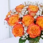double-orange-roses-glass-vase-arrangement_03