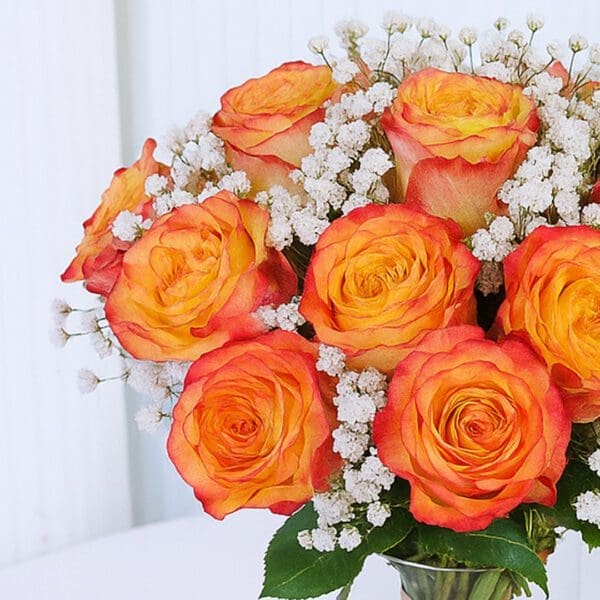 double-orange-roses-glass-vase-arrangement_03