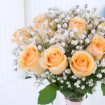 peach-roses-glass-vase-arrangement_03