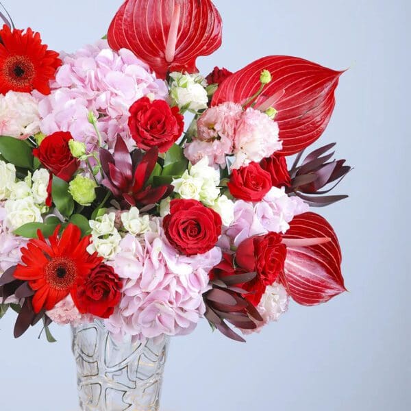 red-anthurium-pink-hydrangea-rose-vase_03