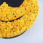 yellow-rose-cool-smiley-box_03