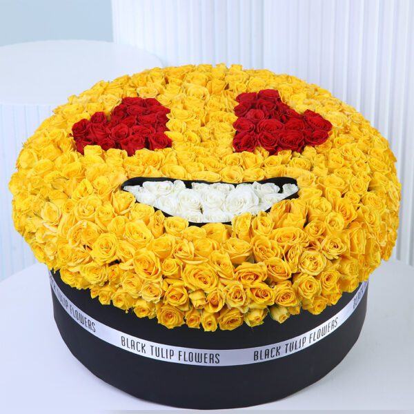yellow-spray-rose-smiley-box_02