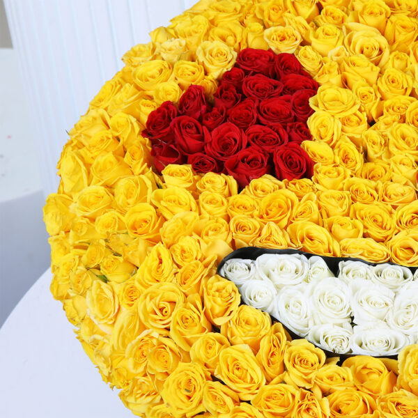 yellow-spray-rose-smiley-box_04